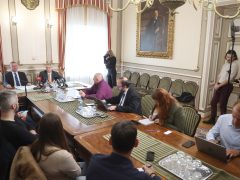 Szeged, Lázár János, városháza, Botka László, értekezlet, plenáris ülés, tárgyalás, közlekedés, politika