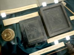 Szeged, A szegedi hangszergyártás története, kiállítás, hangszer, hangszergyártás, Somogyi könyvtár, kamara, Móra Ferenc Múzeum