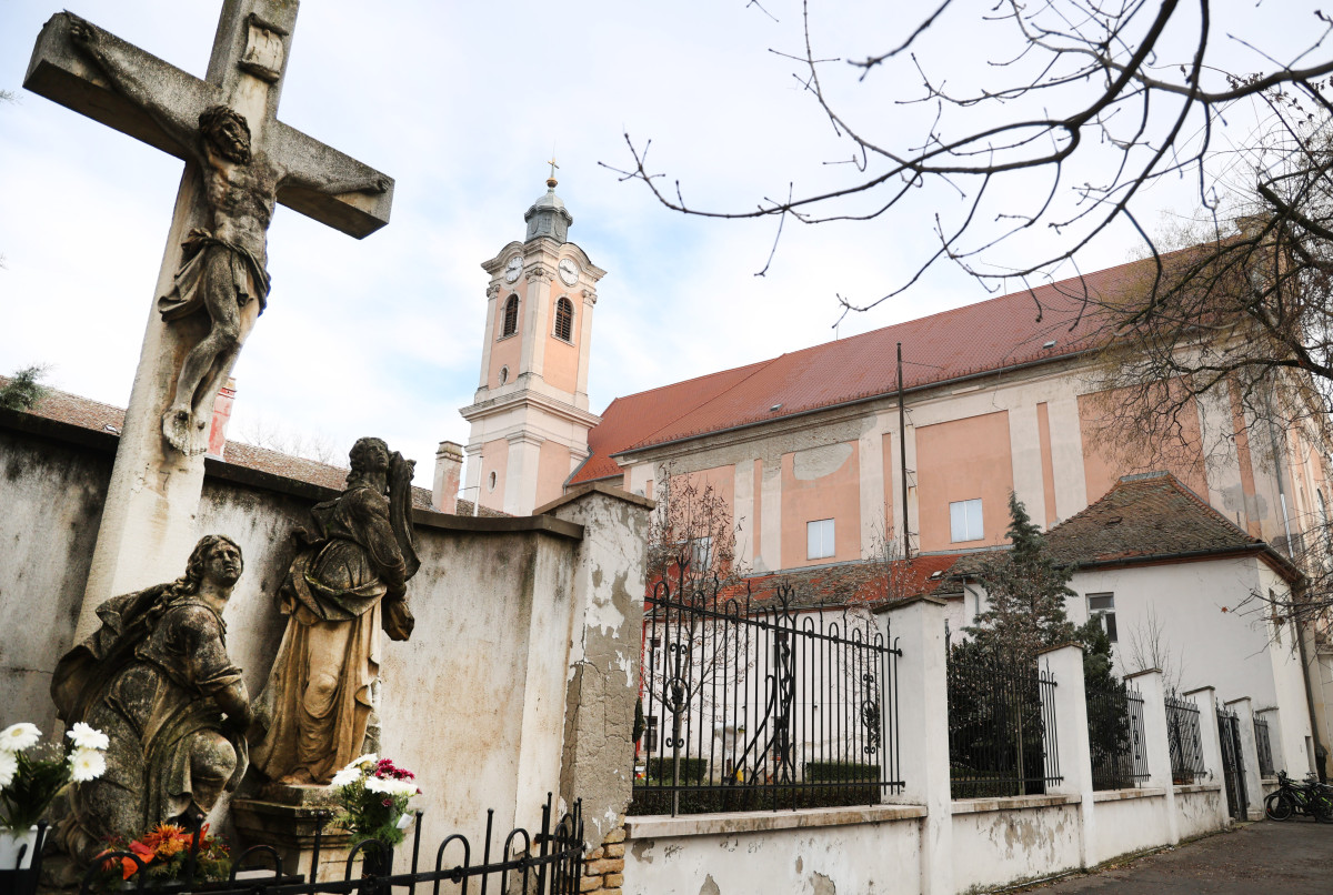 Szeged, Szent Miklós, búcsú, szentmise, mise, felsőváros, Szent Miklós templom, Kiss-Rigó László, püspök, kórus, advent, egyház, templom