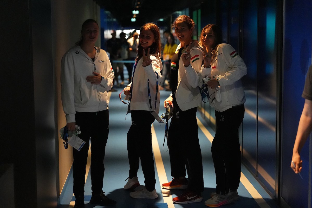 Rövidpályás úszó-vb - Ezüstérmes a 4x200 méteres női gyorsváltó. Fotó: Magyar Úszó Szövetség - Magyar úszóválogatott hivatalos Facebook-oldala