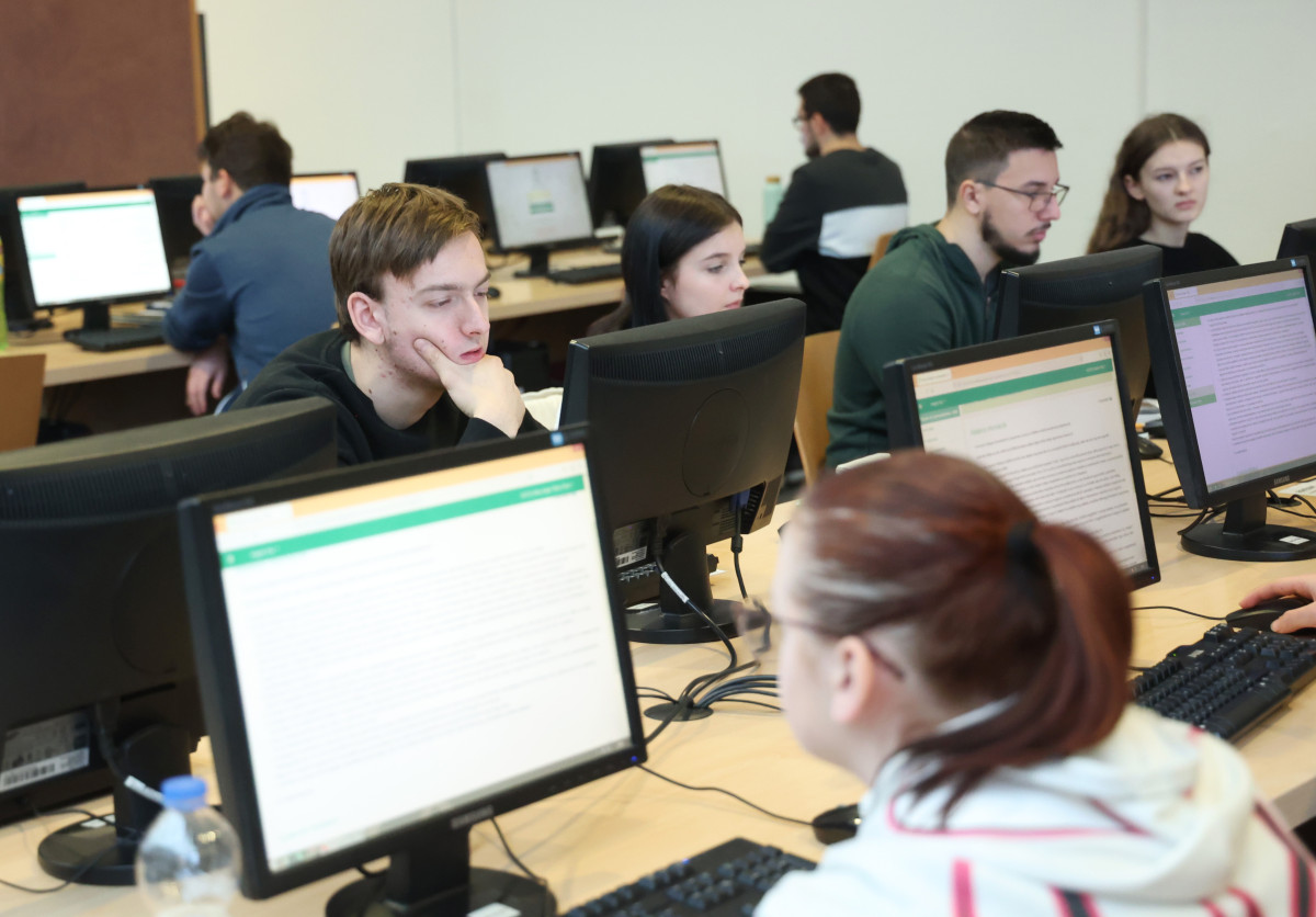 Szeged, országos szakmai tanulmányi verseny, Csongrád-Csanádi Kereskedelmi és Iparkamara, kamara, TIK, verseny