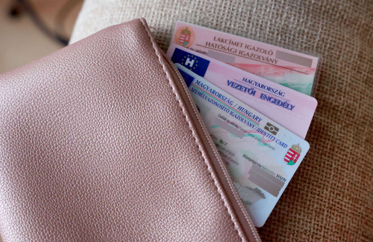 Szeged, okmány, személyi igazolvány, lakcímkártya, jogosítvány