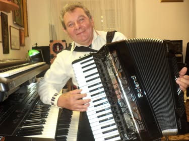 Mizsei Zoltán (Szeged) zenész, előadóművész