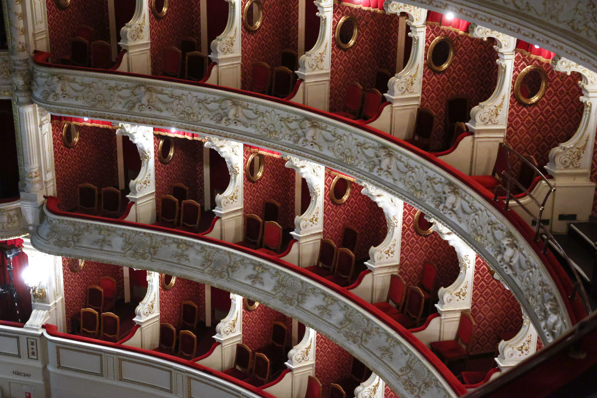 Szeged, Szegedi Nemzeti Színház, nézőtér, páholy, színház