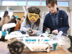 Szeged, FIRST LEGO League, LEGO robot verseny, verszeny, Kamara, LEGO-építés, robot, programozás, gyerekek