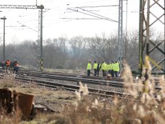 Szeged, MÁV, vasút, vonat, Szeged-Rendező állomás, kisiklott, tehervonat, sín, helyreállítás, Kecskés-telep, vasúti átjáró, közlekedés, forgalom