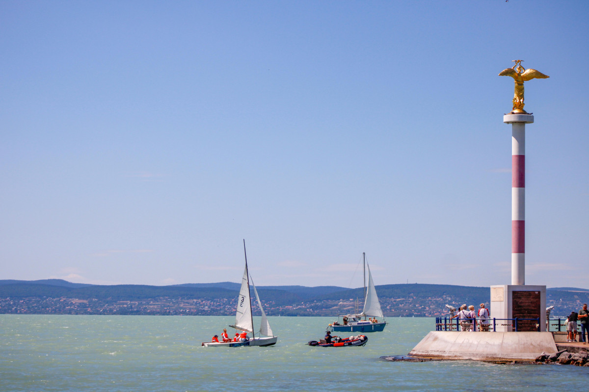 Siófok. Turizmus. Magyarország.