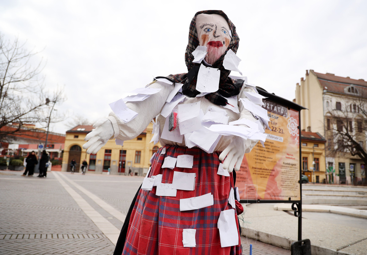 Szeged, cetli, télbanya, Dugonics tér