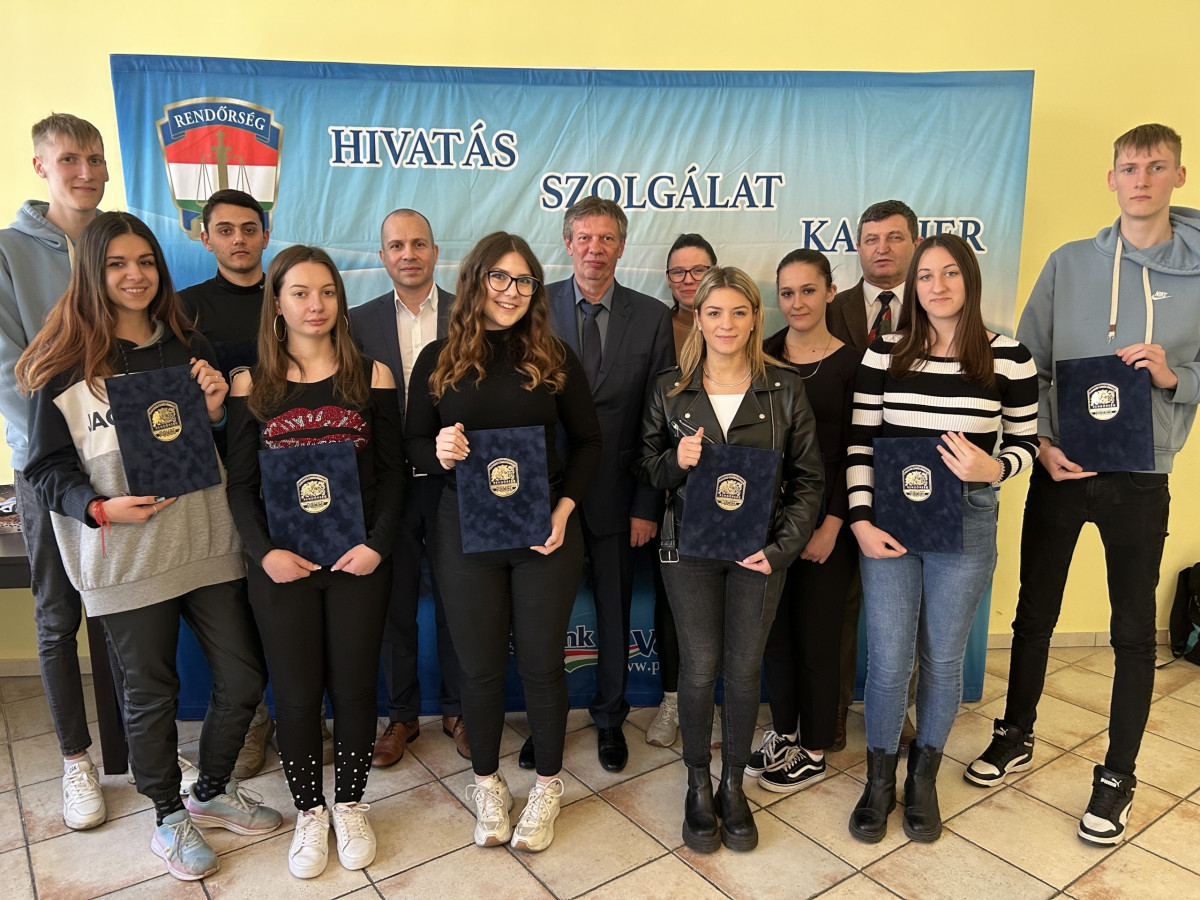 Véget ért a Csongrád-Csanád Vármegyei Rendőr-főkapitányság duális képzése