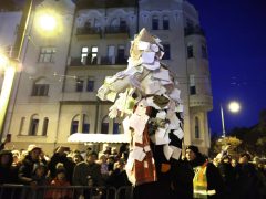 Szeged, téltemetés, kiszebáb, elégették, elűzték, tél, február, Szent István tér
