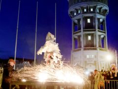 Szeged, téltemetés, kiszebáb, elégették, elűzték, tél, február, Szent István tér