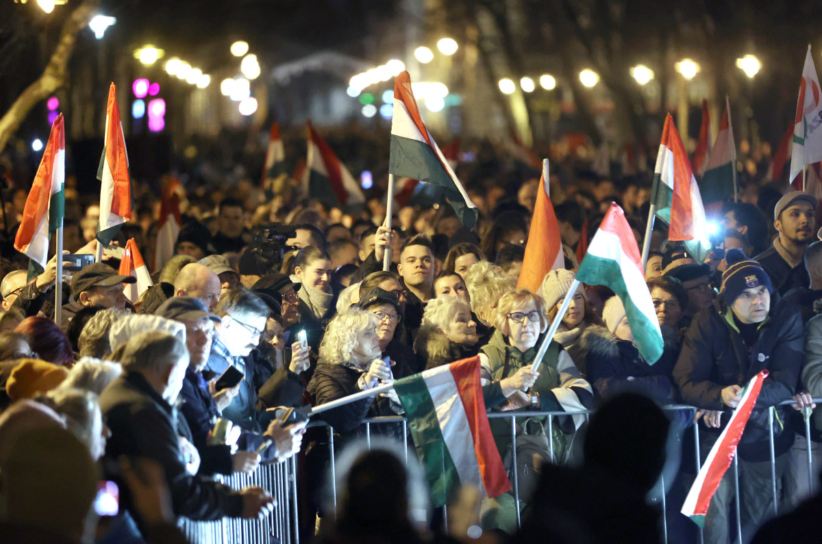 Szeged, Magyar Péter, országjáró körút, Széchenyi tér