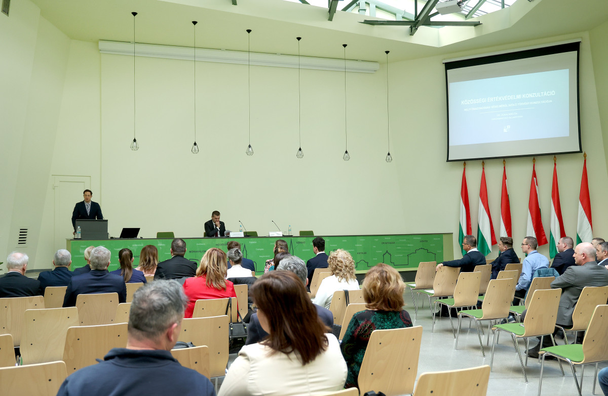 Szeged, Közösségi Értékvédelmi Konzultáció, Dukai Miklós, polgármesterek, fórum, Kormányhivatal