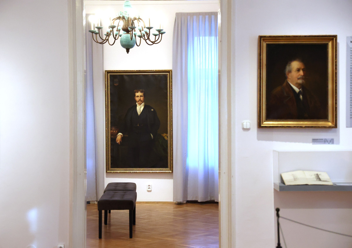 Szeged, Ecsettel írt történelem, kiállítás, Fekete Ház, Móra Ferenc Múzeum, Madarász Viktor, Adeline, múzeum