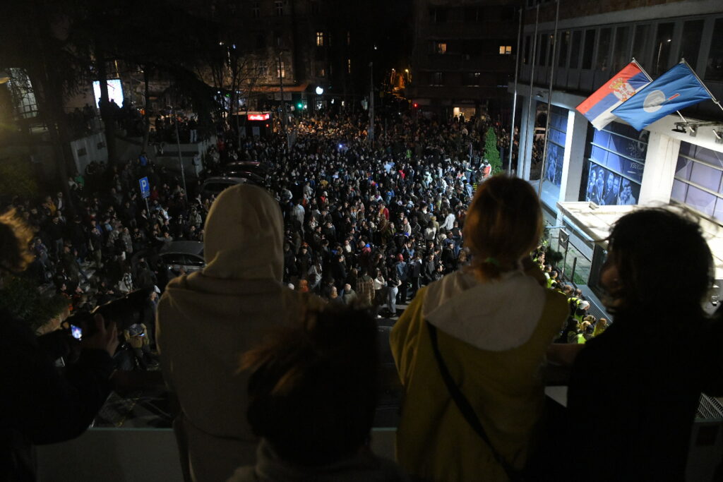 Szerbia. Újvidék. Tiltakozás.