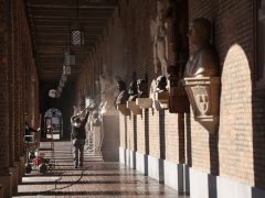 Szeged, elkezdődött, tavasz, várostakarítás, pantheon, szobor, szobor tisztítás