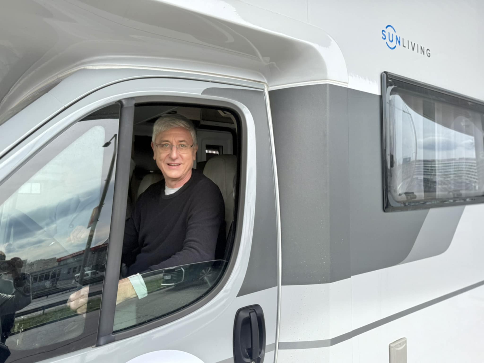 Lakókocsival indult országjárásra Gyurcsány Ferenc