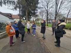 Társasházépítés ellen tiltakoznak az Úrrétje lakói Debrecenben