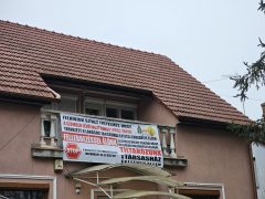 Társasházépítés ellen tiltakoznak az Úrrétje lakói Debrecenben