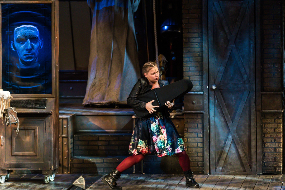 Ács Petra. Szegedi Nemzeti Színház. Díj. Elismerés.