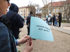 Szeged, közösségi séta, Esélyteremtő Wesley Alapítvány, Autizmus Világnapja