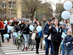 Szeged, közösségi séta, Esélyteremtő Wesley Alapítvány, Autizmus Világnapja