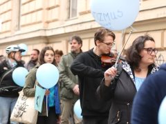 Szeged, közösségi séta, Esélyteremtő Wesley Alapítvány, Autizmus Világnapja