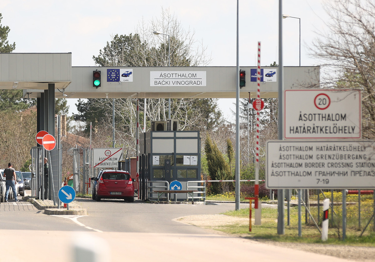 Ásotthalom, határ, határátkelő