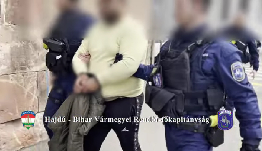 Kattant a bilincs a mezősasi díleren