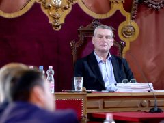 Szeged, közgyűlés, városháza, Botka László