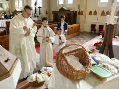 Szeged, húsvét, szentmise, mise, templom, egyház, vallás, étel szentelés, Móravárosi templom