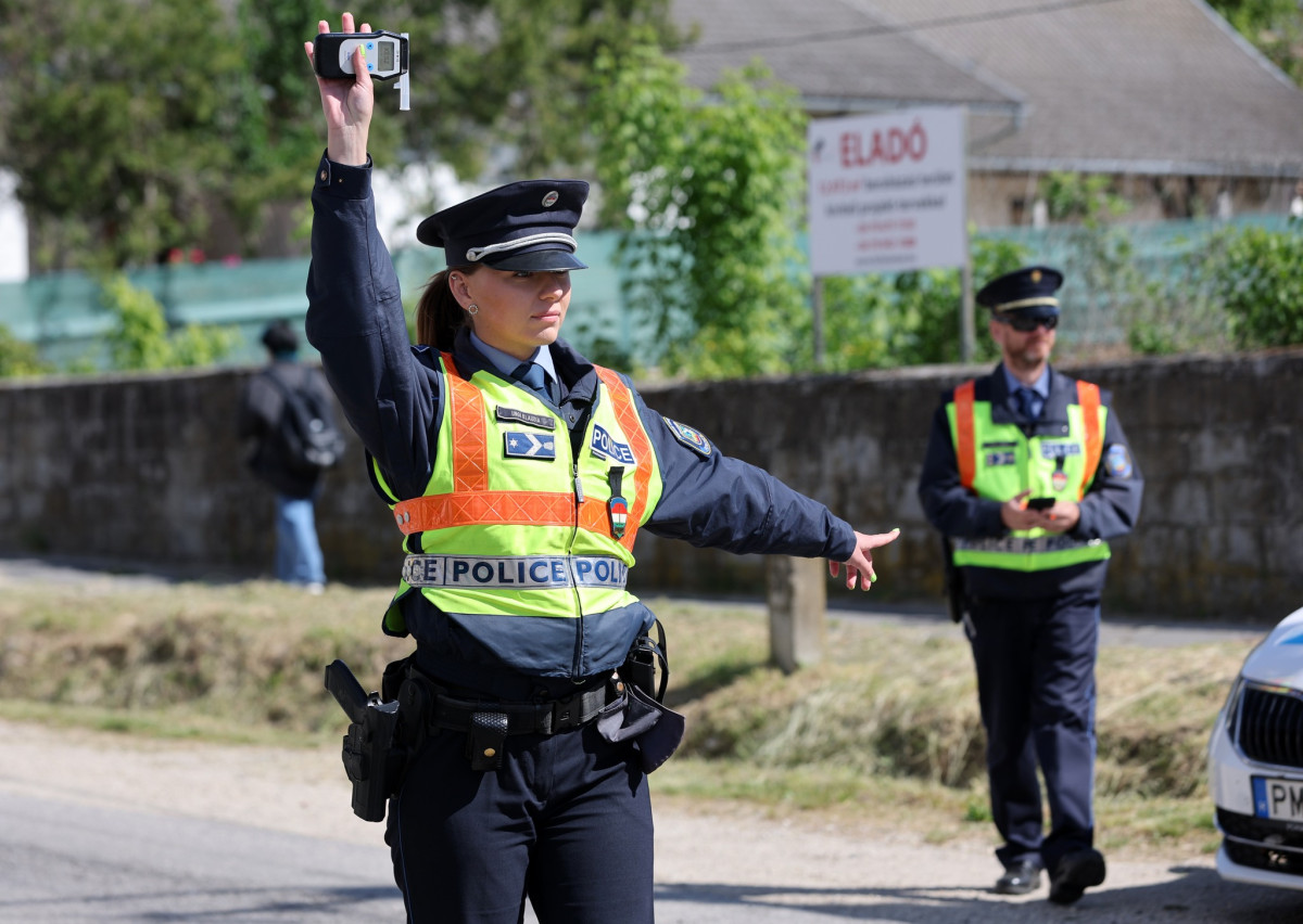 Rendőrség. Húsvét. Ellenőrzés. Fotó: Magyar Rendőrség hivatalos Facebook-oldala