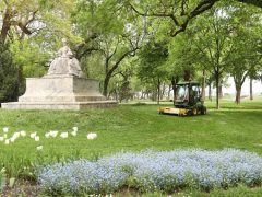 Szeged, tavasz, várostakarítás, fűnyírás, Stefánia