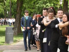 Szeged, Kőrösy József iskola, ballagás, Stefánia