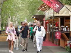 Szeged, majális, újszeged, liget, szórakozás, forgó, lufi, sör