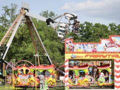 Szeged, majális, újszeged, liget, szórakozás, forgó, lufi, sör