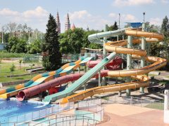 Szeged, Napfényfürdő Aquapolis Szeged, SZUE, strand, május 1., strand szezon