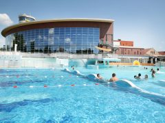 Szeged, Napfényfürdő Aquapolis Szeged, SZUE, strand, május 1., strand szezon