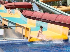 Szeged, Napfényfürdő Aquapolis Szeged, SZUE, strand, május 1., strand szezon