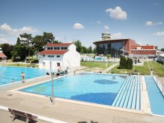 Szeged, Napfényfürdő Aquapolis Szeged, SZUE, strand, május 1., strand szezon