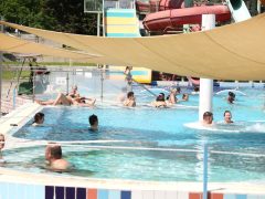 Szeged, Napfényfürdő Aquapolis Szeged, SZUE, strand, május 1., strand szezon