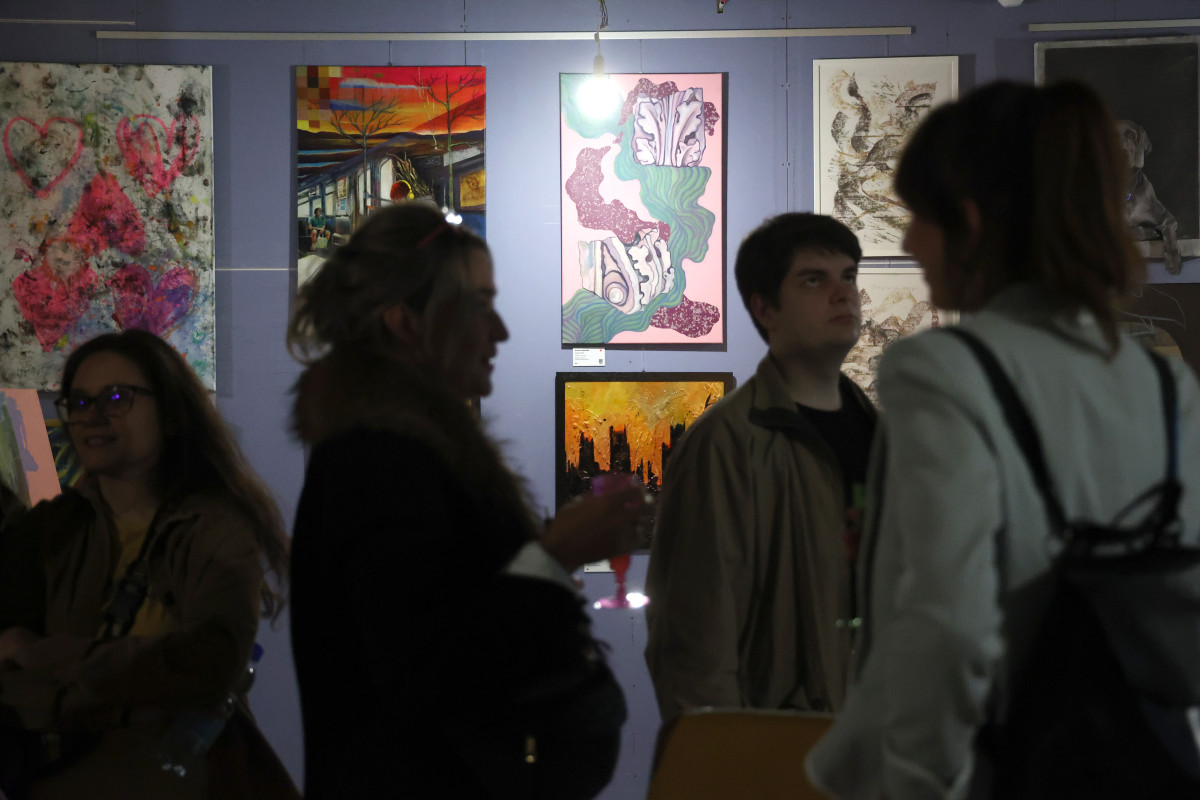 Szeged, jótékonysági festmény árverés, árverés, festmény, kultura