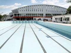 Szeged, strandszezon, sportuszoda, sátor leszerelés, medence