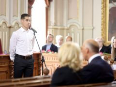 Szeged, művészeti díjak, pályakezdői támogatások, Szeged Sportolója díj, díjátadás, városháza