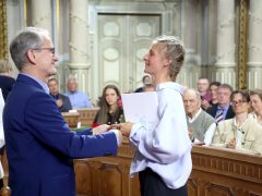 Szeged, művészeti díjak, pályakezdői támogatások, Szeged Sportolója díj, díjátadás, városháza