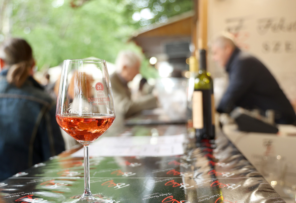 Szeged, Borfesztivál, bor, fesztivál, turizmus, Széchenyi tér