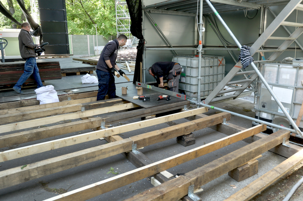 Szeged, Szegedi Szabadtéri Játékok, Újszegedi Szabadtéri, színpad, sajtóbejárás, Barnák László, Várkonyi Miklós