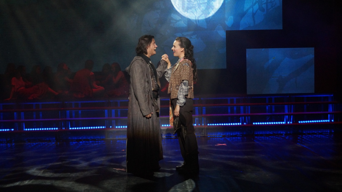 Hetvenhét előadást kínálnak a Szarvasi Vízi Színház idei évadában. Fotó: Szarvasi Vízi Színház hivatalos Facebook-oldala