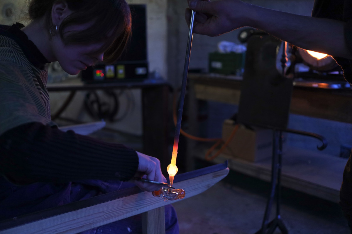 A Nemzetközi Alumínium Szimpózium alkotásaiból nyílik kiállítás Csongrádon. Fotó: Alkotóház-Művésztelep Csongrád hivatalos Facebook-oldala