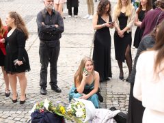 Szeged, SZTE, Orvostudományi Kar, végzős hallgatók, ballagás, Dóm tér, klinika kert